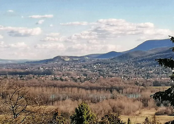 Barkoca Es Szepkilatas Vendeghaz / * Verőcemaros